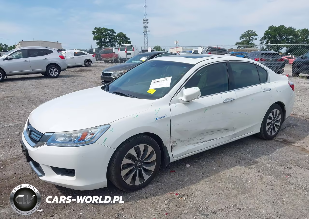 2014 Honda Accord Hybrid Touring VIN:1HGCR6F76EA007337 - 6