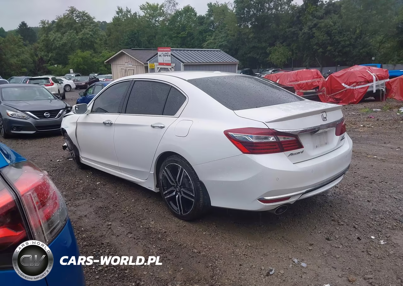 2016 Honda Accord Touring VIN:1HGCR3F97GA027583 - 3