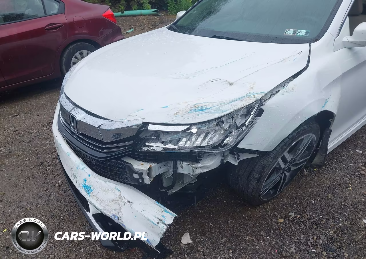 2016 Honda Accord Touring VIN:1HGCR3F97GA027583 - 6