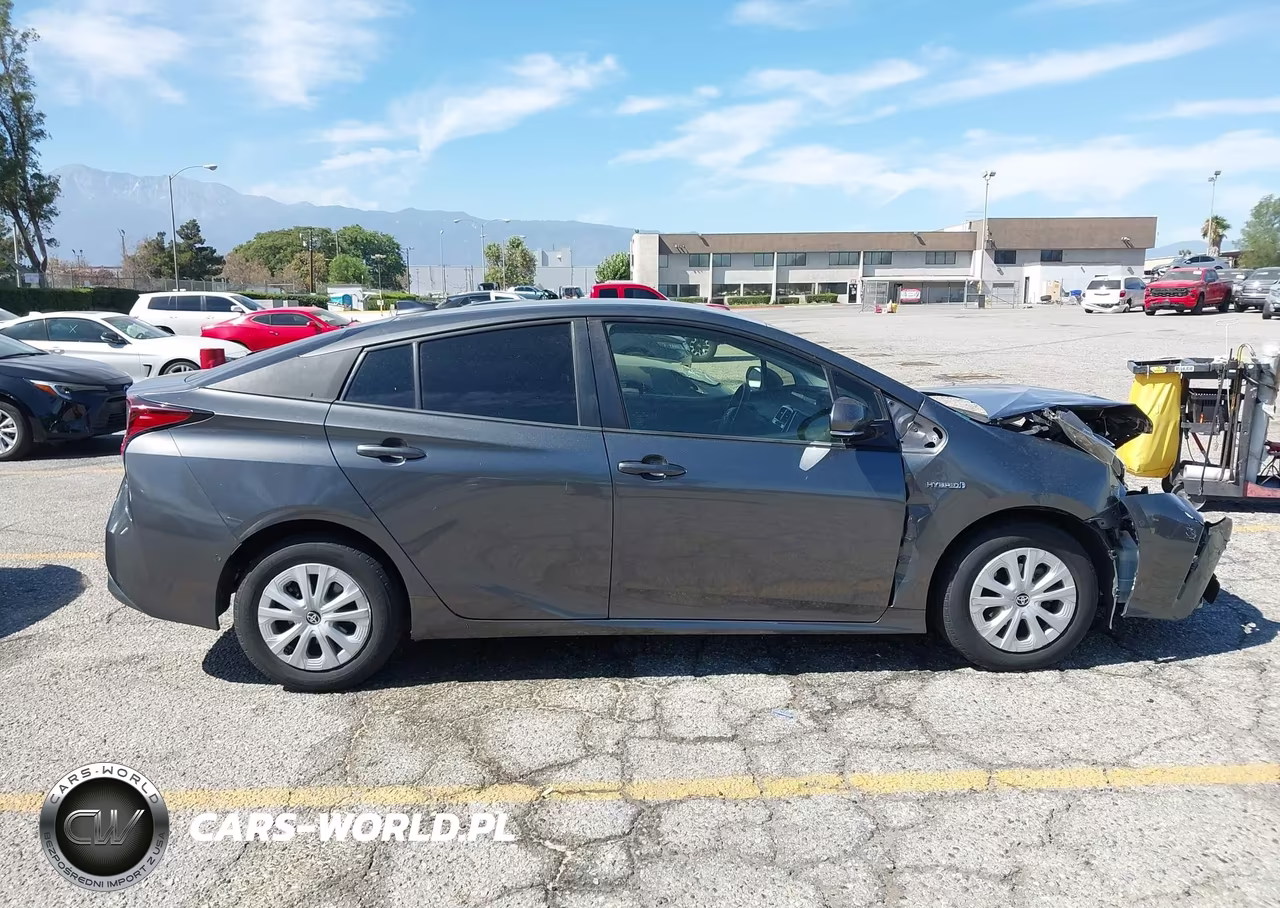 2019 Toyota Prius Le VIN:JTDKARFU0K3083824 - 15