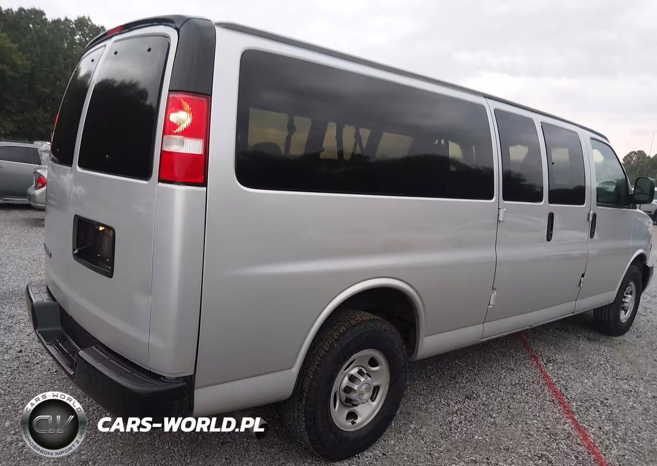 2020 Chevrolet Express Passenger Rwd 3500 Extended Wheelbase Ls VIN:1GAZGNFP2L1252103 - 4