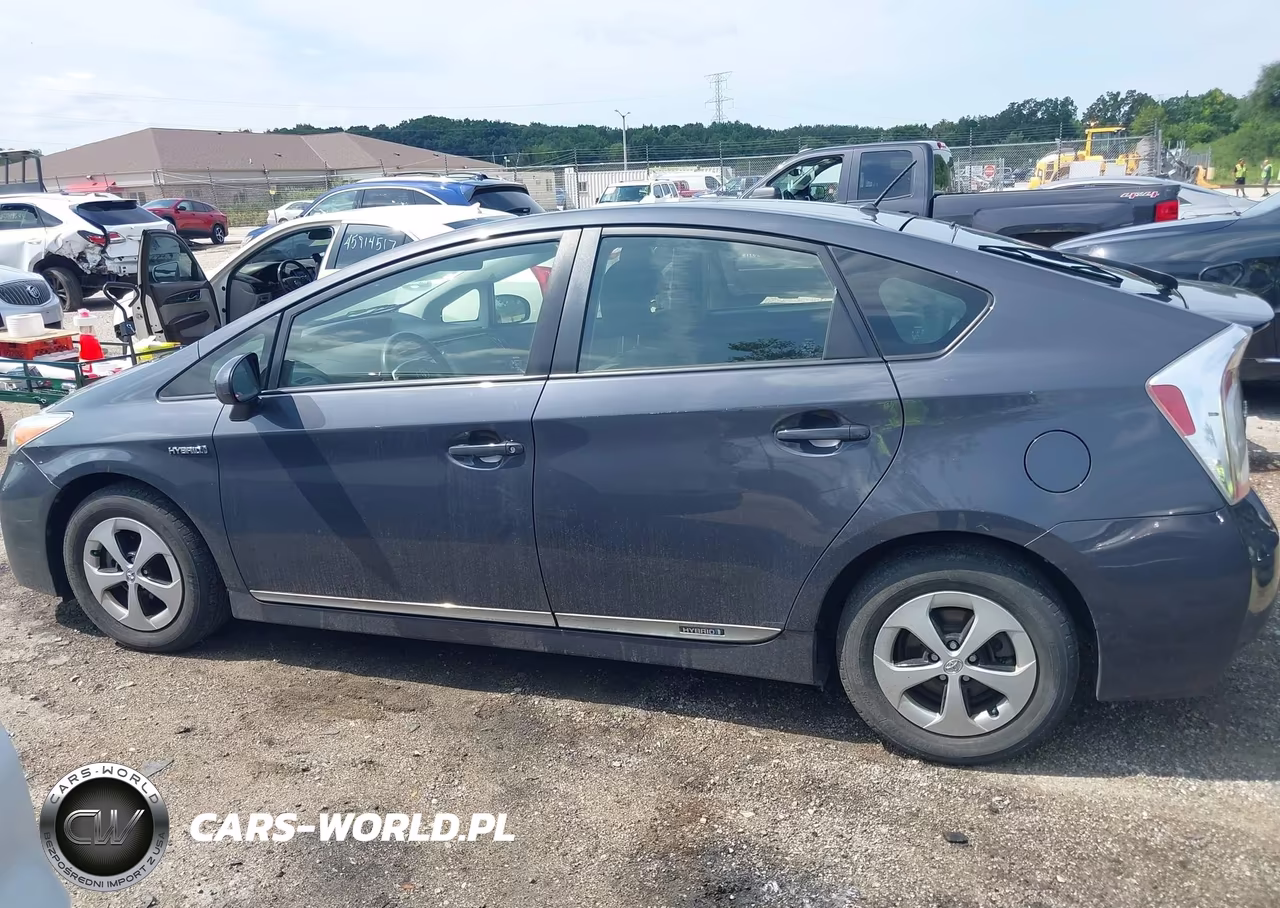 2012 Toyota Prius Two VIN:JTDKN3DU6C5416022 - 14