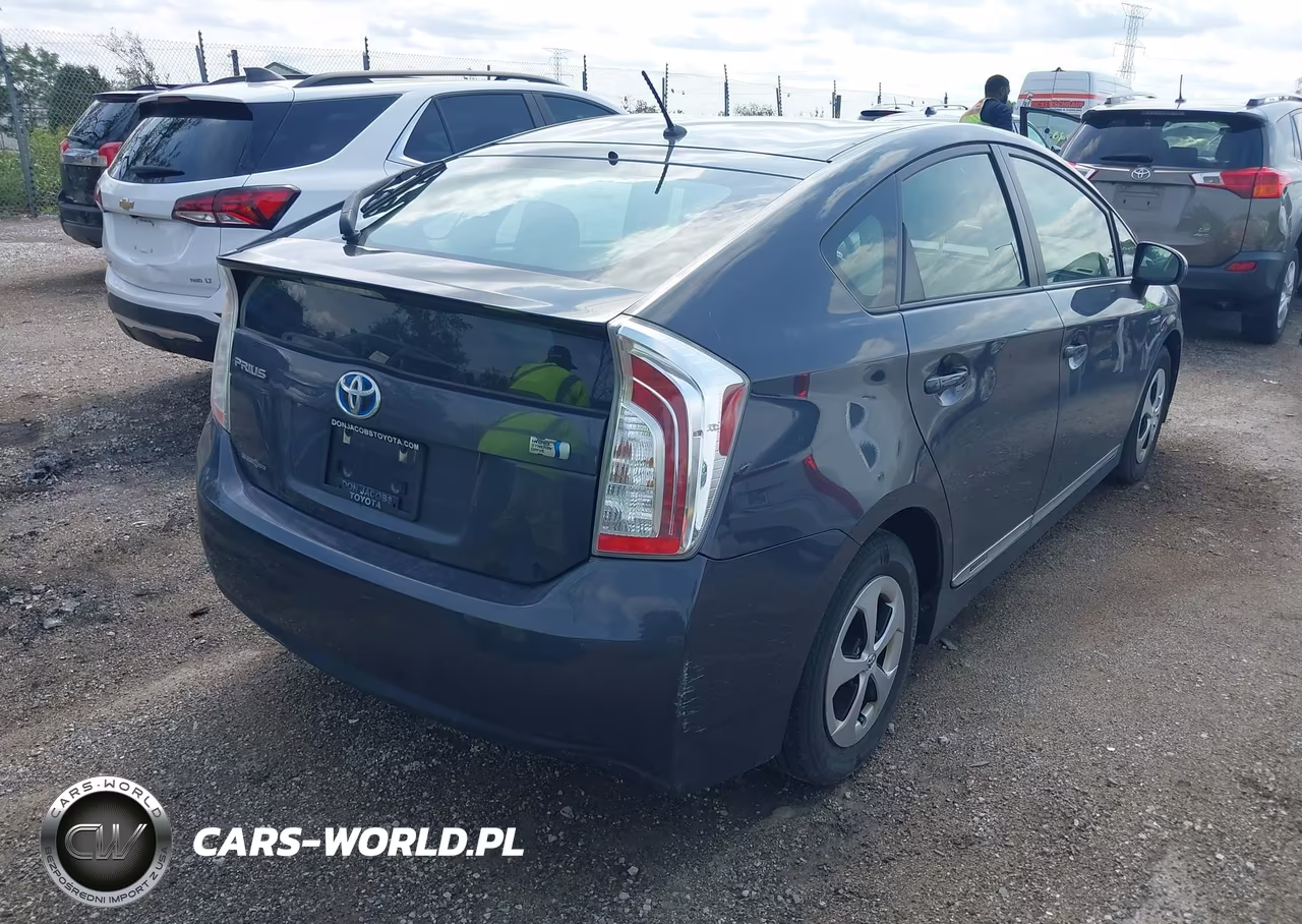 2012 Toyota Prius Two VIN:JTDKN3DU6C5416022 - 4