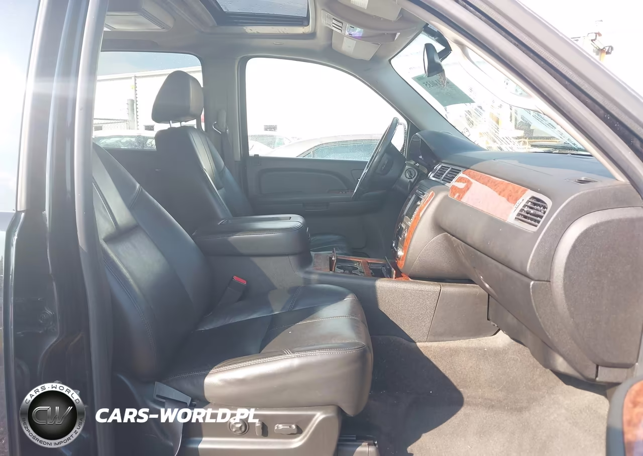 2008 Chevrolet Tahoe Ltz VIN:1GNFK13008J209998 - 5