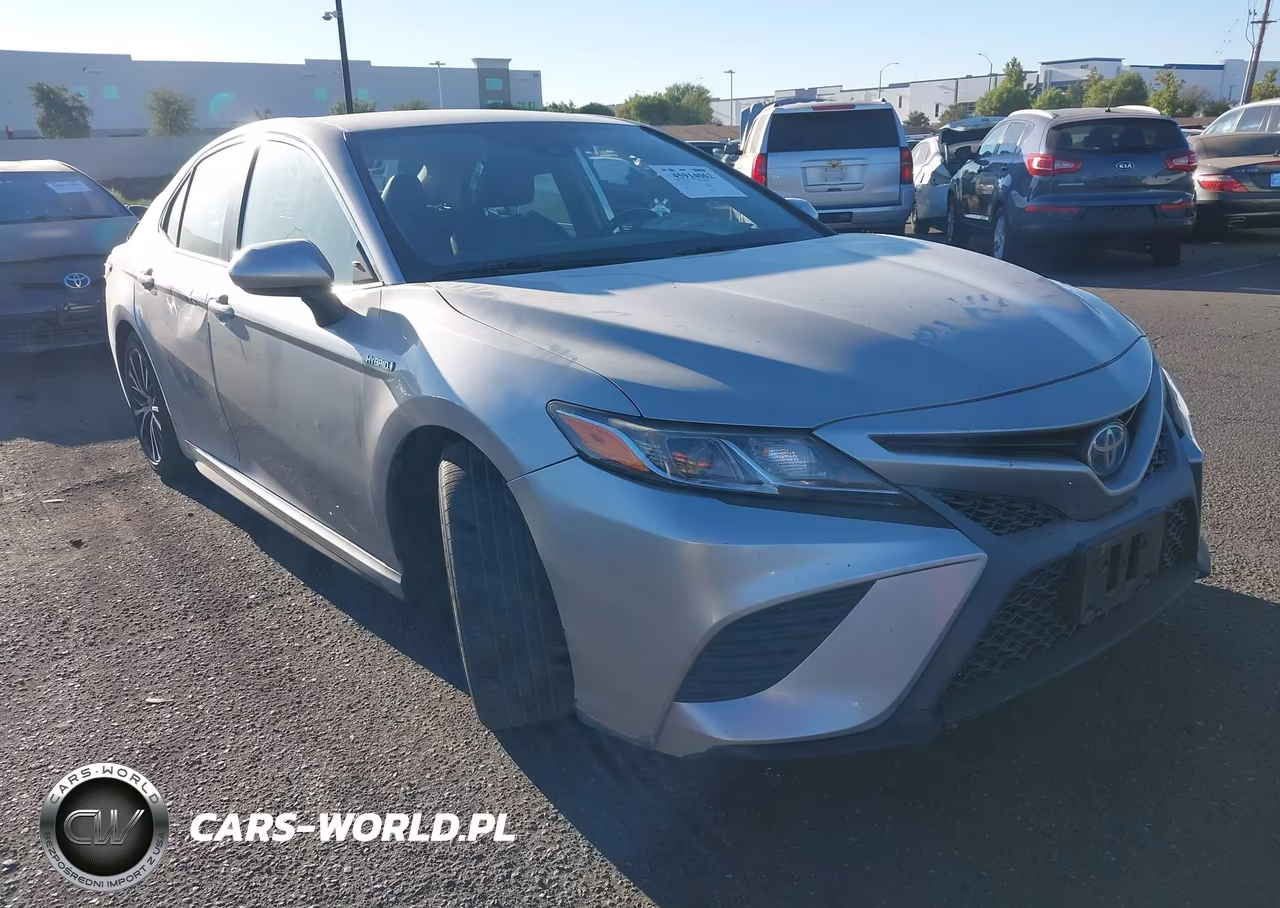 2019 Toyota Camry Hybrid Se – zdjęcie 1 z 17