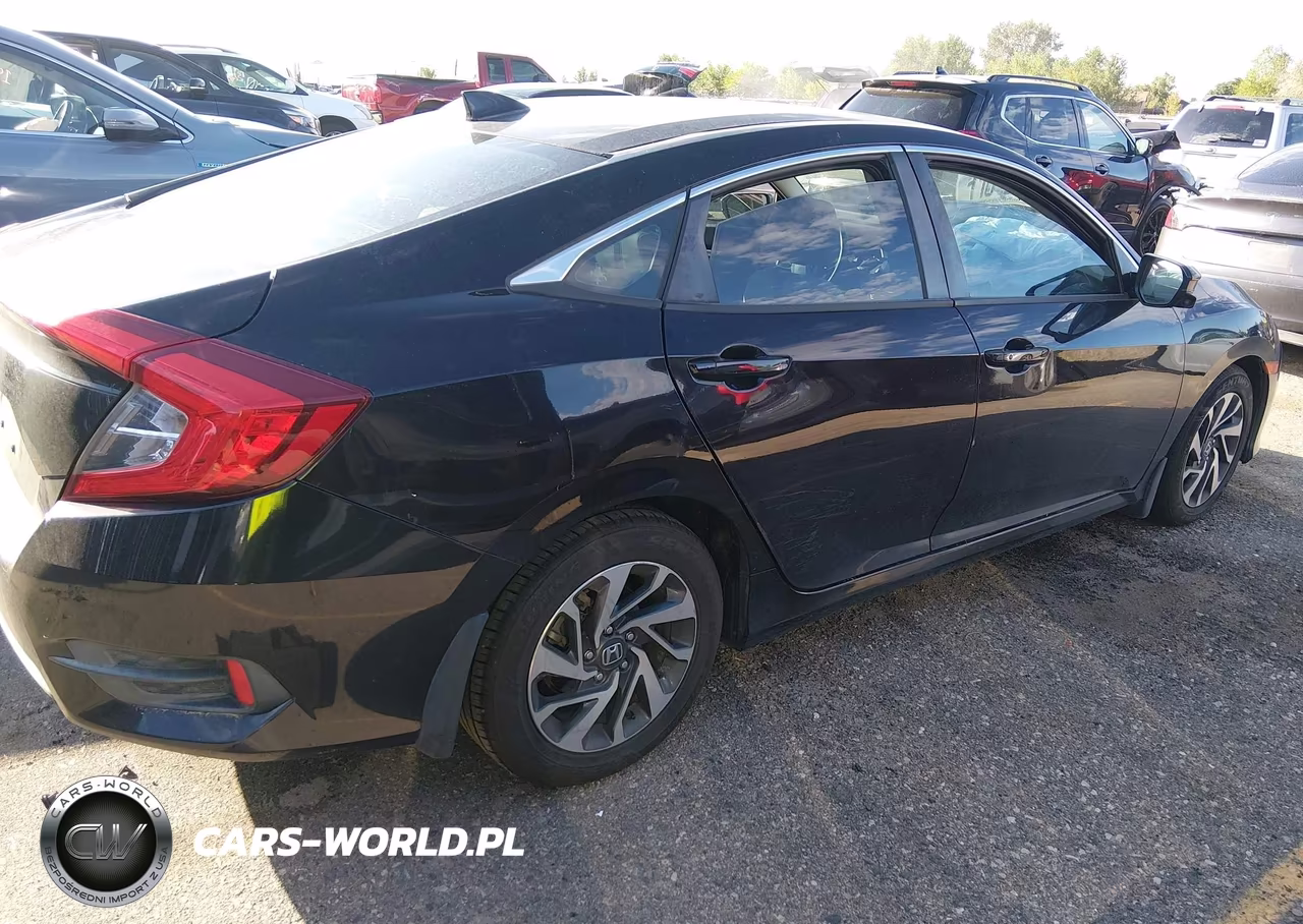 2017 Honda Civic Ex VIN:19XFC2F78HE068566 - 4