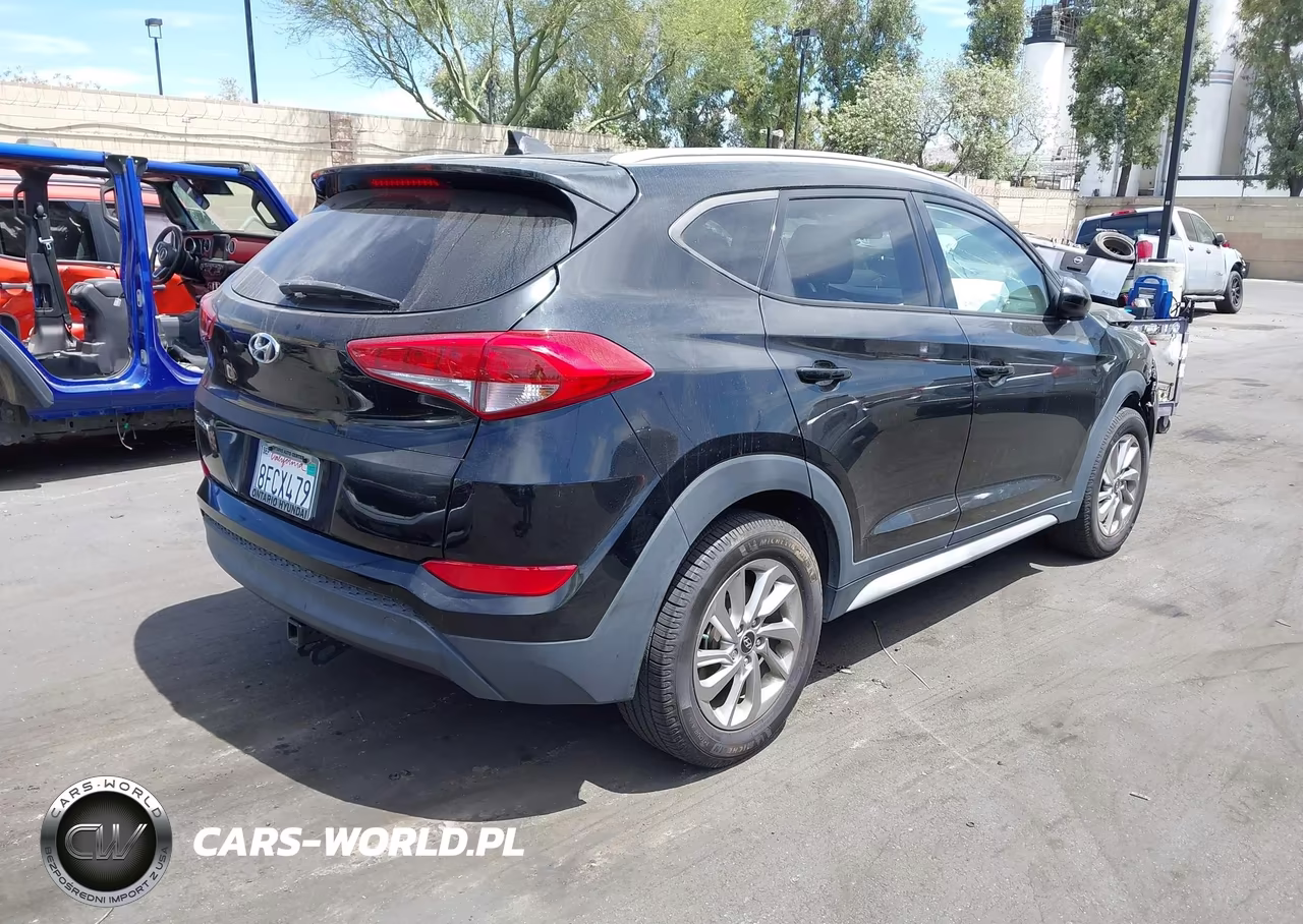 2018 Hyundai Tucson Sel VIN:KM8J33A4XJU790945 - 4