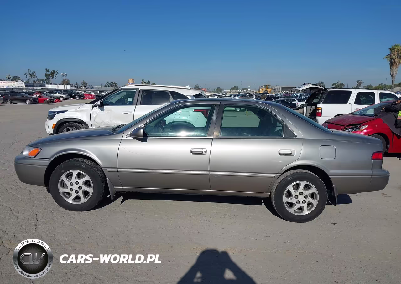 1999 Toyota Camry Le V6 VIN:4T1BF28K2XU087679 - 14