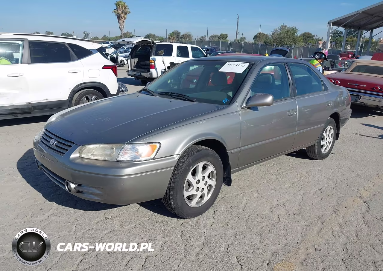 1999 Toyota Camry Le V6 VIN:4T1BF28K2XU087679 - 2