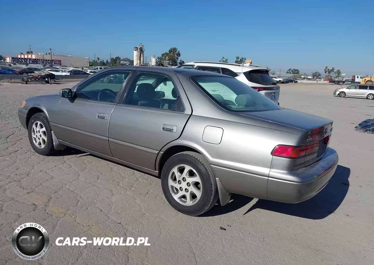 1999 Toyota Camry Le V6 VIN:4T1BF28K2XU087679 - 3