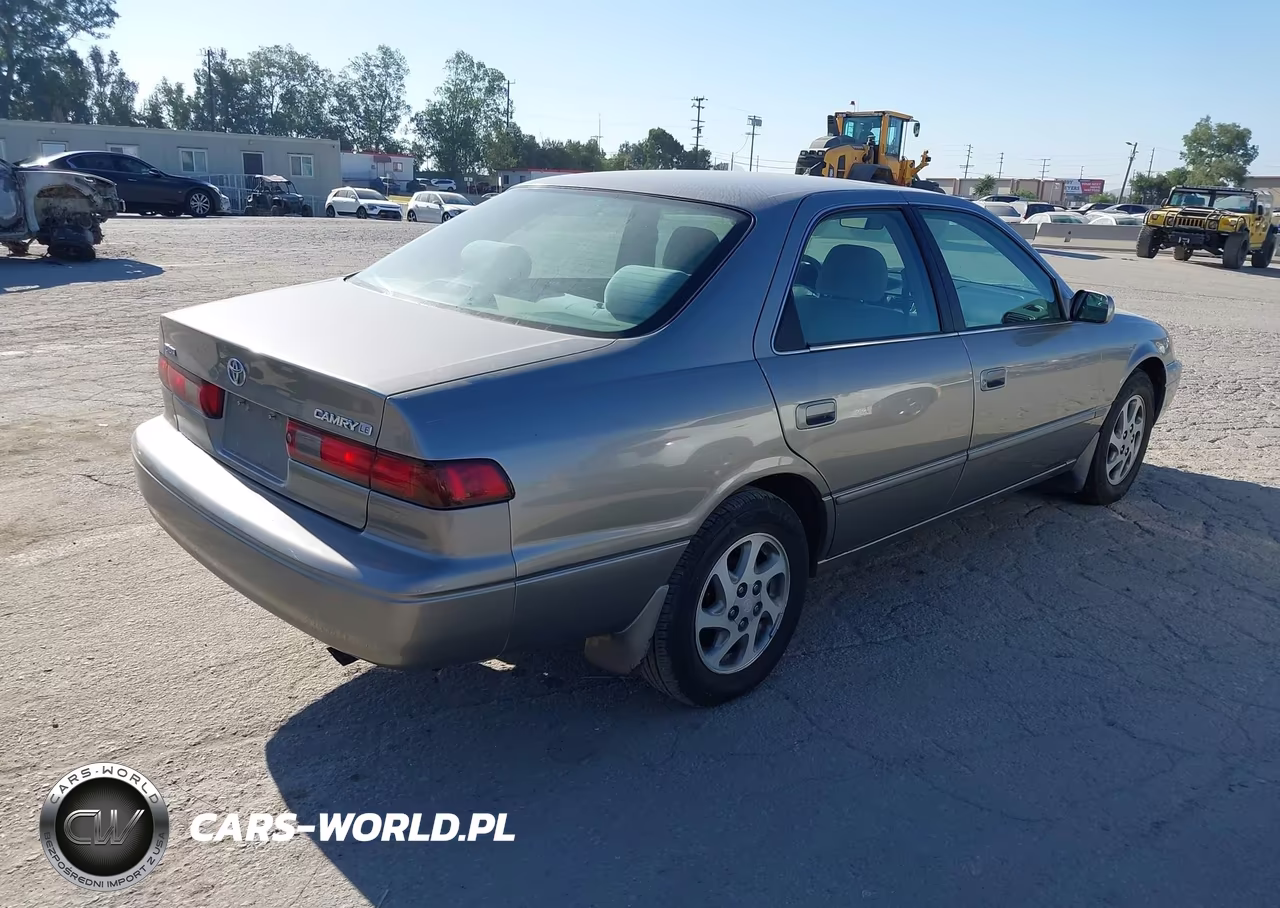 1999 Toyota Camry Le V6 VIN:4T1BF28K2XU087679 - 4