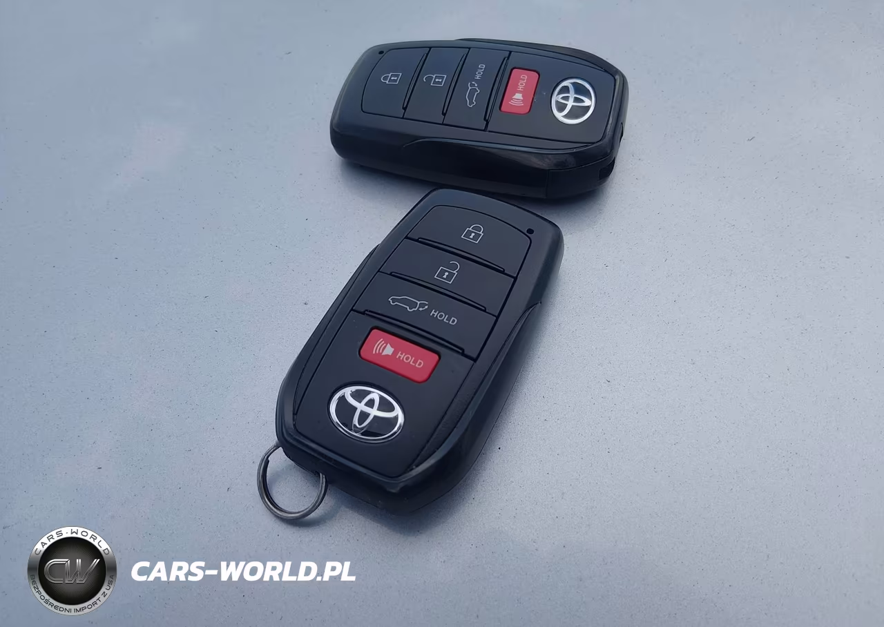 2024 Toyota Corolla Cross Le VIN:7MUCAAAG0RV086423 - 11