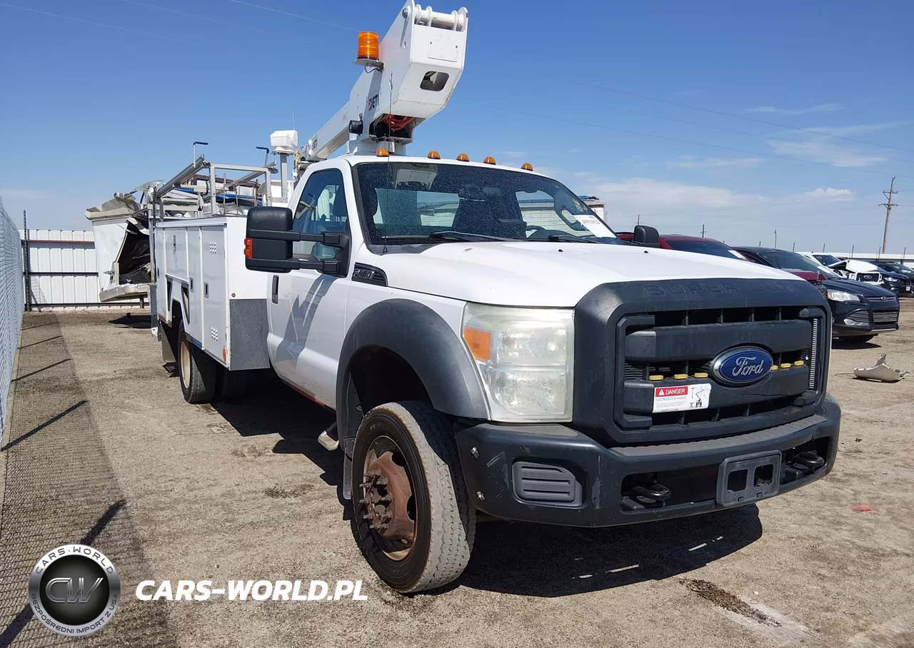 2014 Ford F-450 Chassis Xl