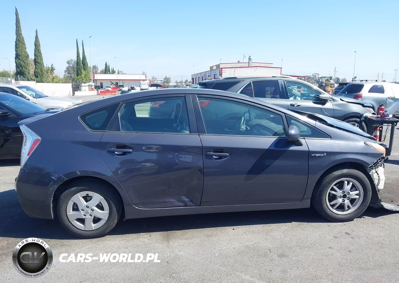 2011 Toyota Prius Four VIN:JTDKN3DU0B0285097 - 13