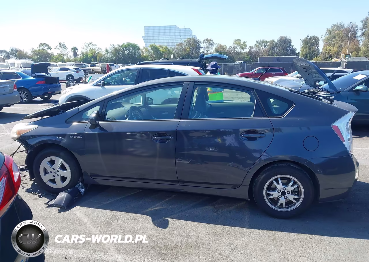 2011 Toyota Prius Four VIN:JTDKN3DU0B0285097 - 14