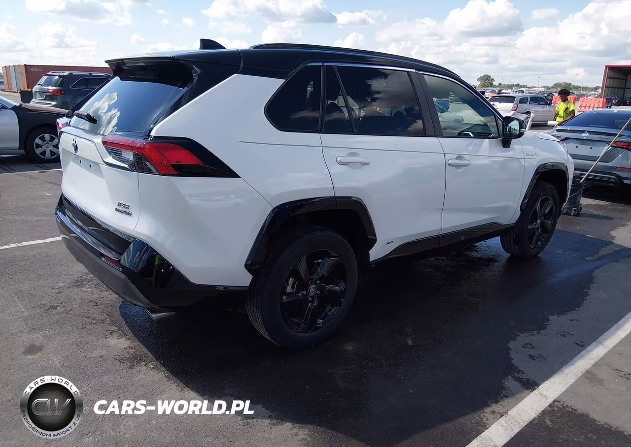 2020 Toyota Rav4 Hybrid Xse VIN:2T3E6RFV4LW001941 - 4
