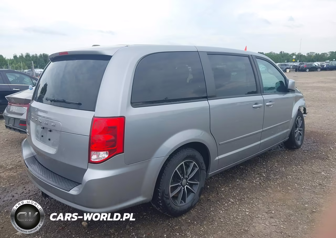 2015 Dodge Grand Caravan Se Plus VIN:2C4RDGBG2FR704939 - 4