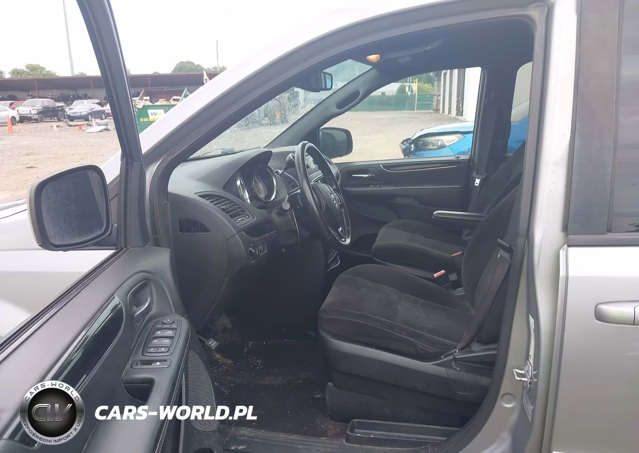 2015 Dodge Grand Caravan Se Plus VIN:2C4RDGBG2FR704939 - 5