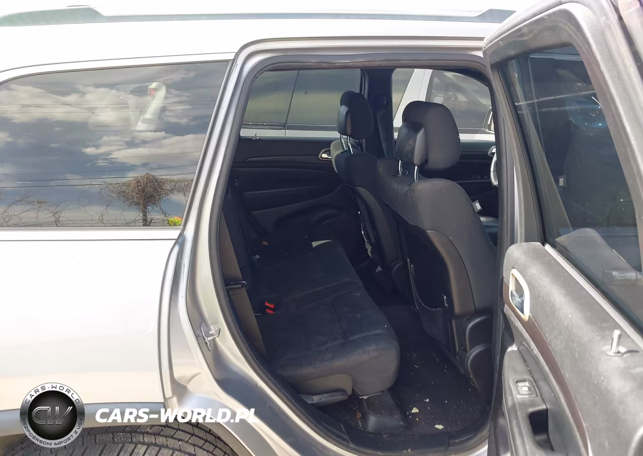 2014 Jeep Grand Cherokee Laredo VIN:1C4RJEAGXEC442528 - 8