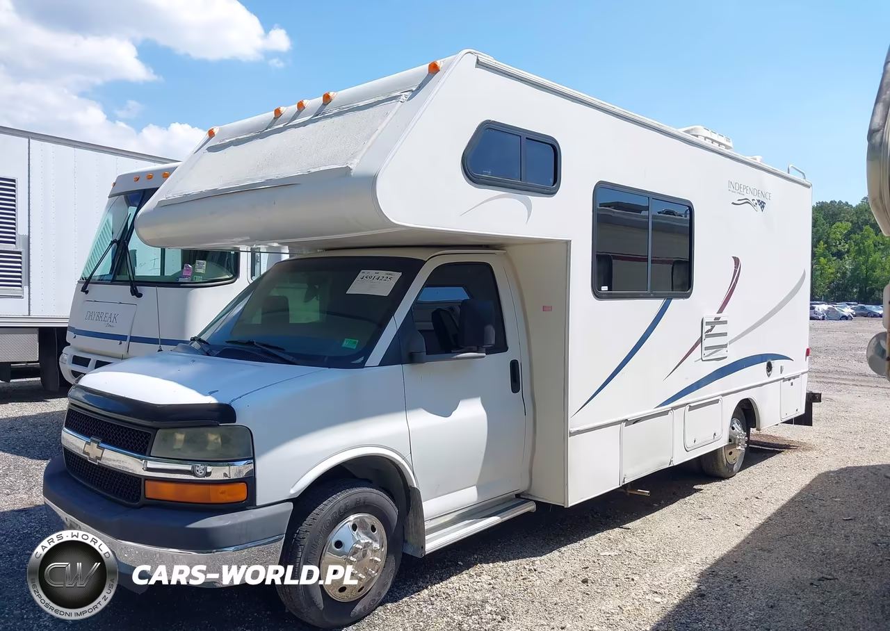 2003 Chevrolet Express Cutaway Base W-C7A VIN:1GBJG31U131101179 - 2