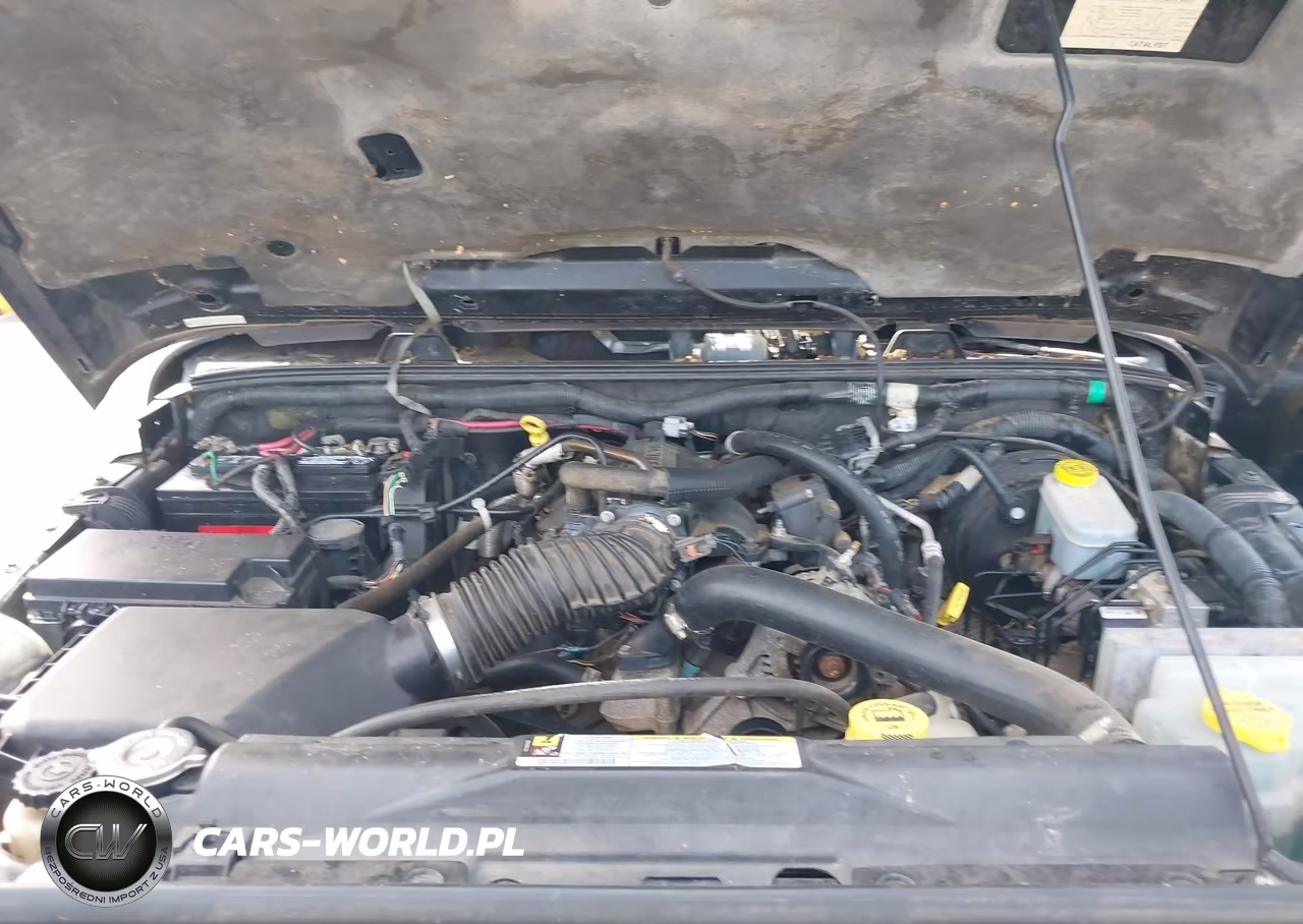 2007 Jeep Wrangler Unlimited Sahara VIN:1J8GA59137L216852 - 10