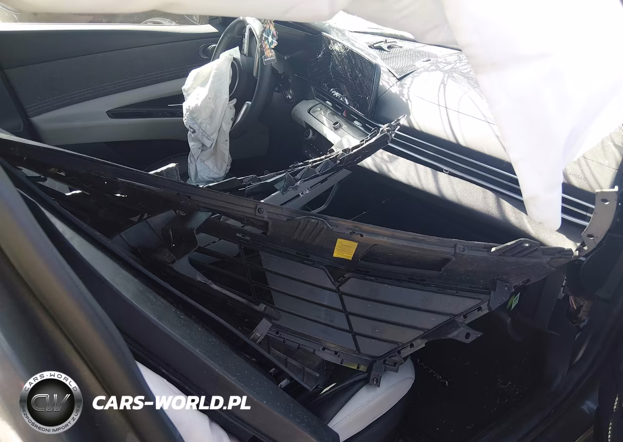 2025 Hyundai Elantra Limited VIN:KMHLP4DG5SU087733 - 5