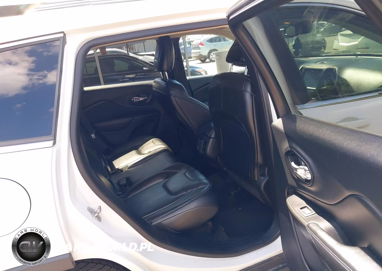 2015 Jeep Cherokee Limited VIN:1C4PJMDB4FW759528 - 8