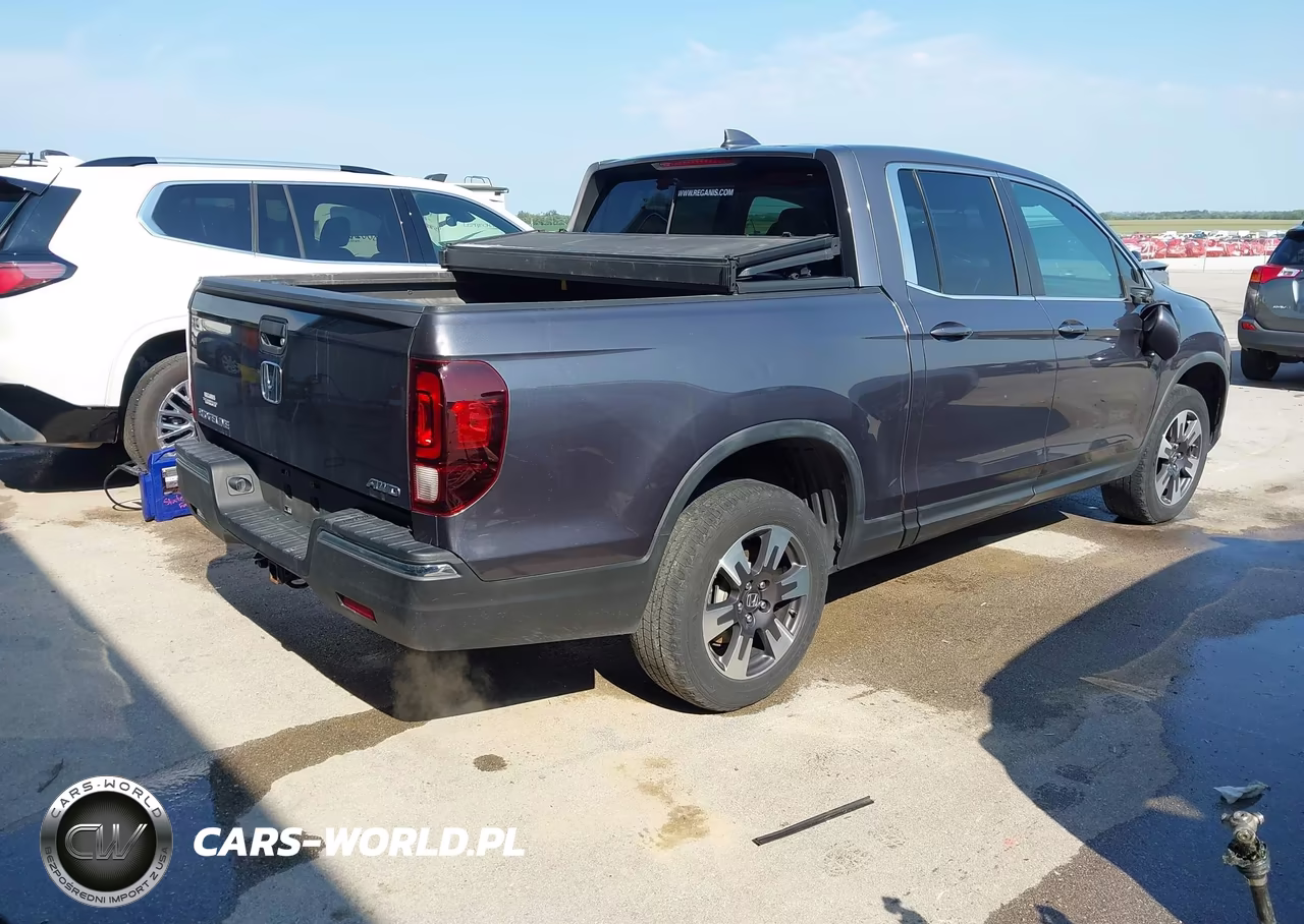 2019 Honda Ridgeline Rtl-T VIN:5FPYK3F6XKB039183 - 4