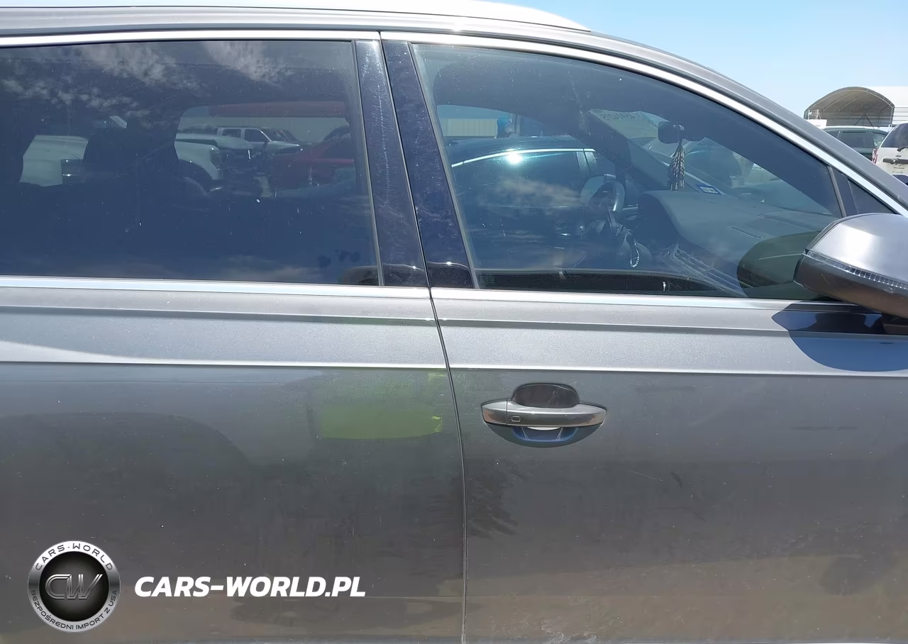 2018 Audi Q7 3.0T Premium VIN:WA1VAAF73JD039084 - 13