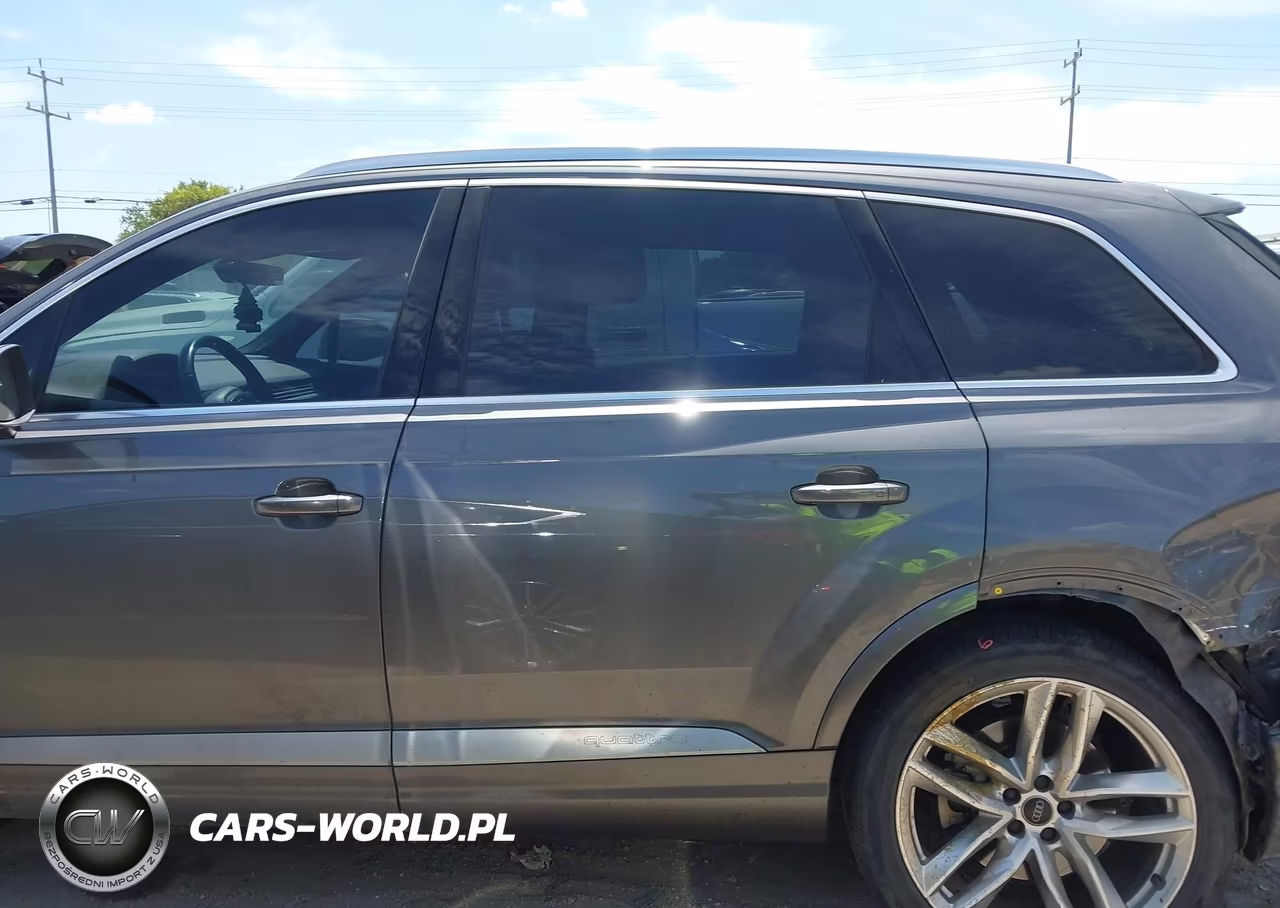 2018 Audi Q7 3.0T Premium VIN:WA1VAAF73JD039084 - 14