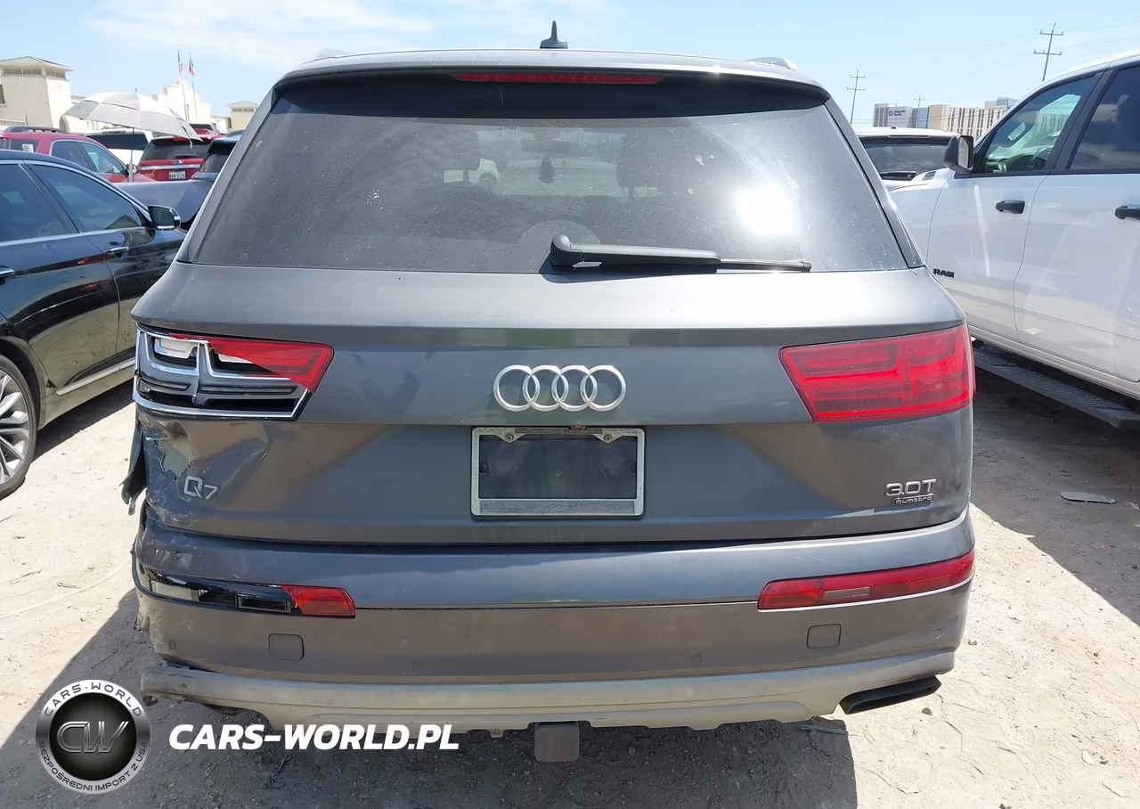 2018 Audi Q7 3.0T Premium VIN:WA1VAAF73JD039084 - 16