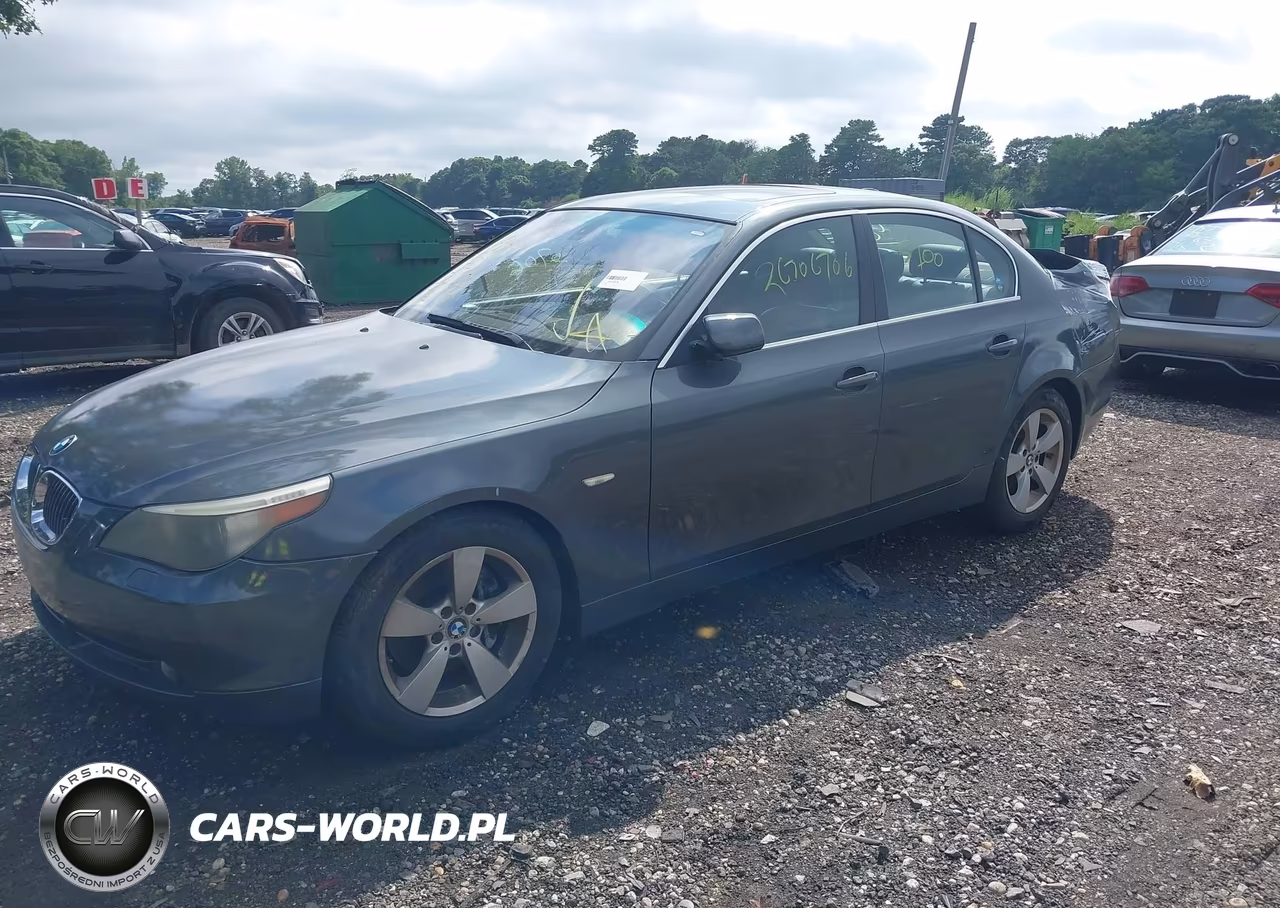 2007 BMW 525Xi VIN:WBANF33547CW70993 - 2