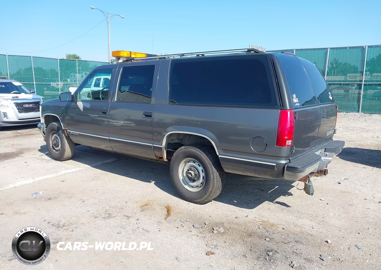 1999 Chevrolet Suburban VIN:1GNFK16R4XJ339176 - 3