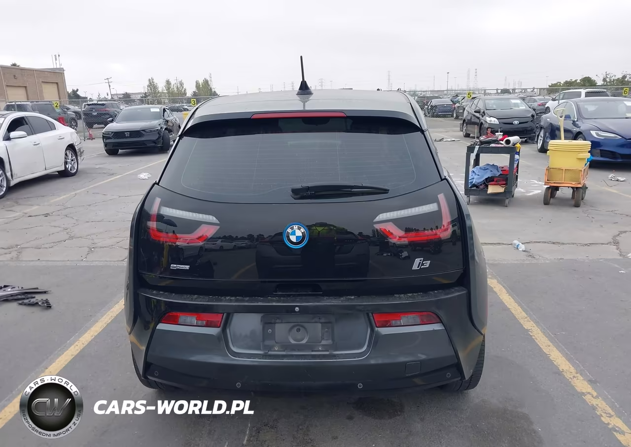 2016 BMW I3 Base W-Range Extender VIN:WBY1Z4C51GV508725 - 17