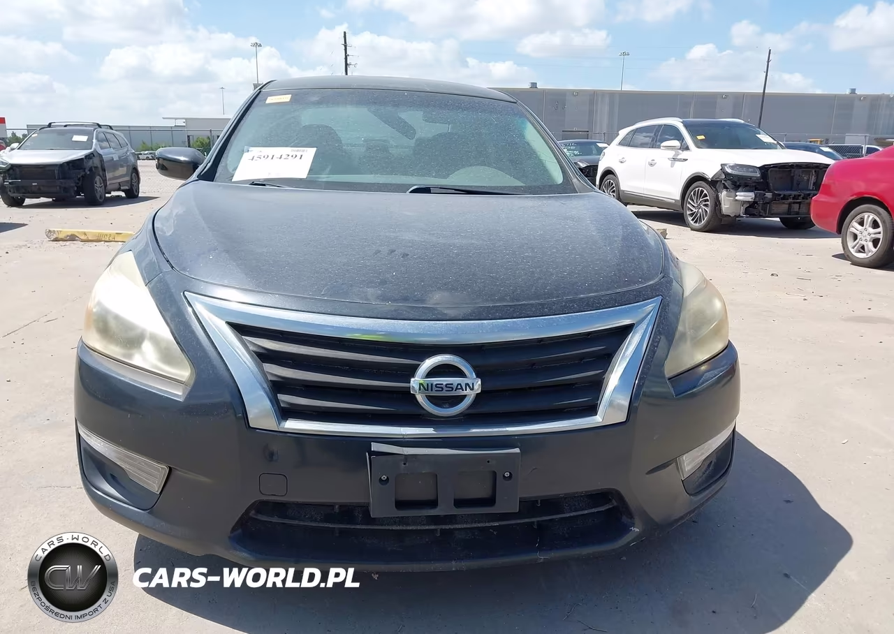 2015 Nissan Altima 2.5 S VIN:1N4AL3AP9FN863695 - 13