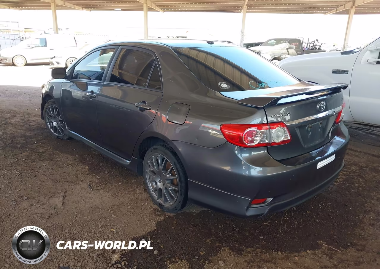 2013 Toyota Corolla S VIN:2T1BU4EE0DC975327 - 3