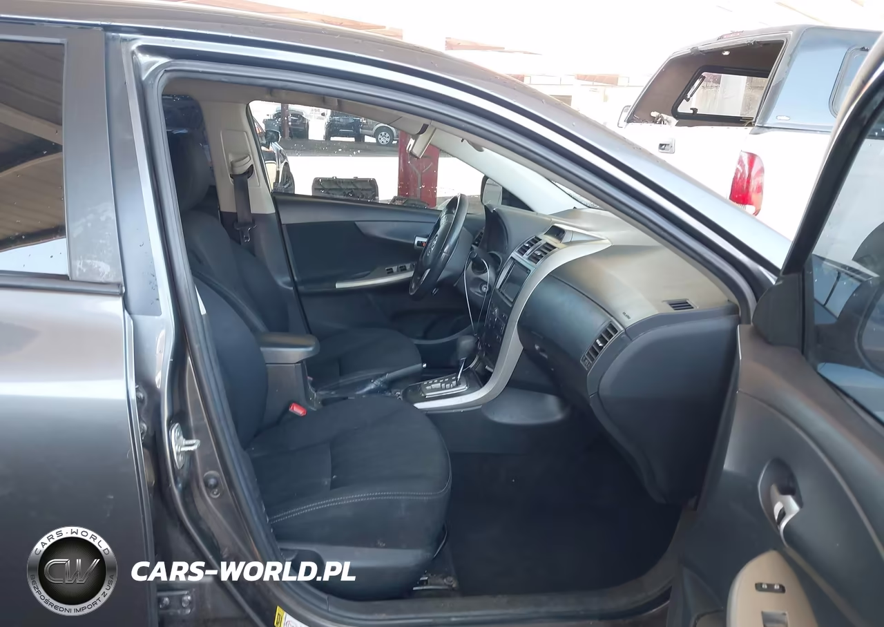 2013 Toyota Corolla S VIN:2T1BU4EE0DC975327 - 5