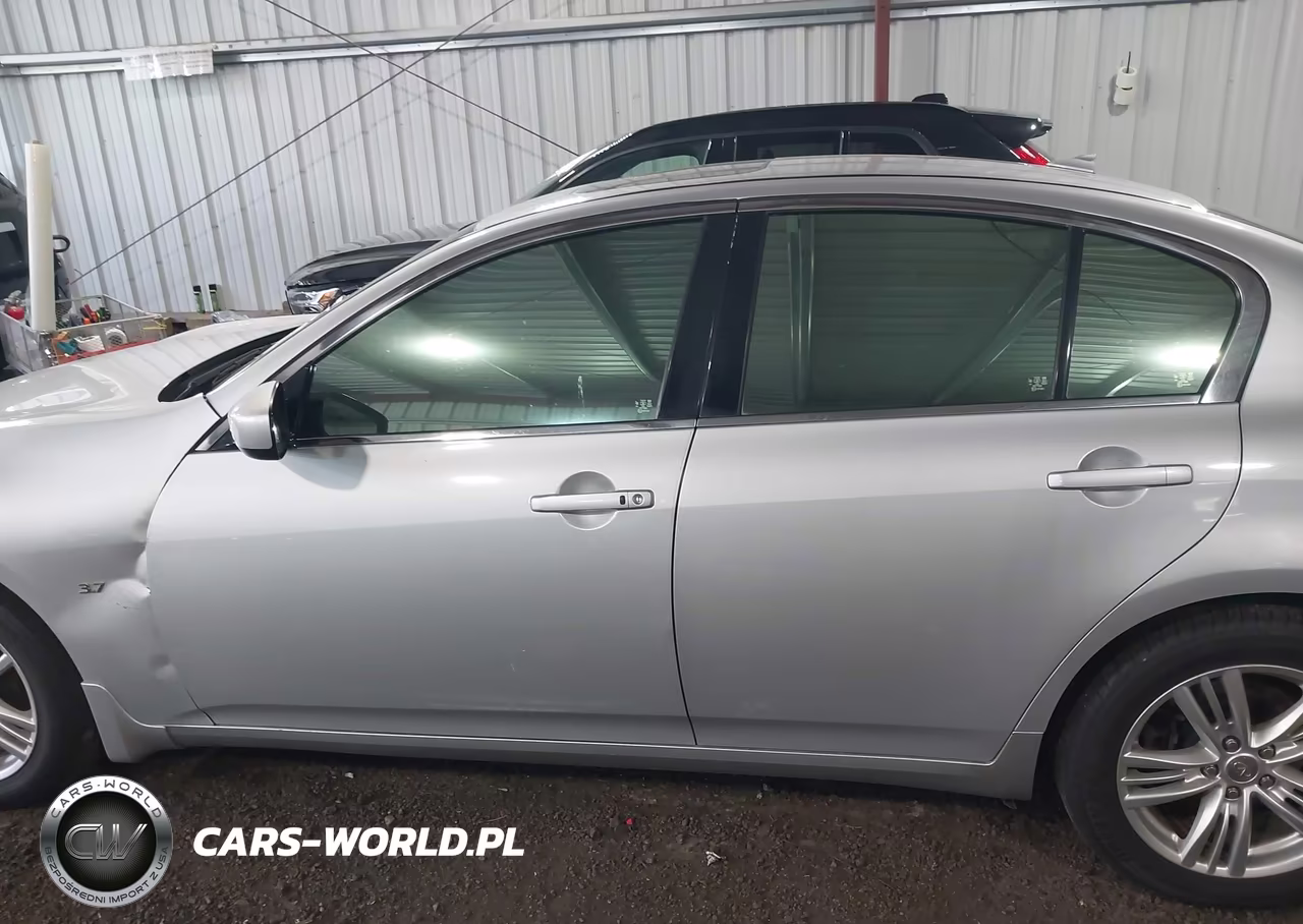 2015 Infiniti Q40 VIN:JN1CV6AR0FM650353 - 14