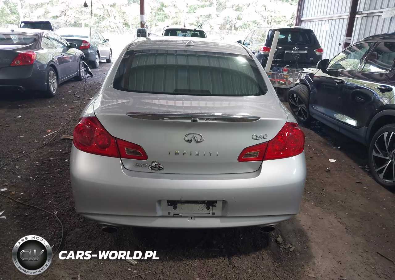 2015 Infiniti Q40 VIN:JN1CV6AR0FM650353 - 16