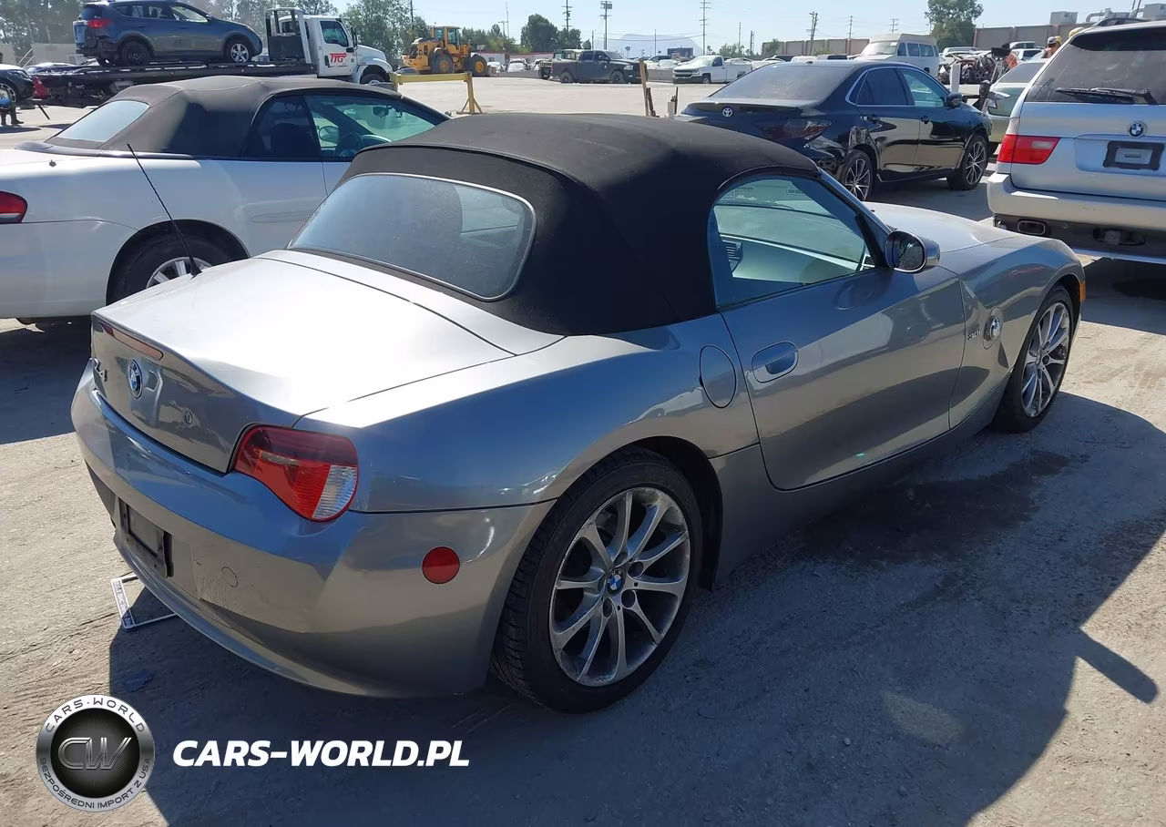 2008 BMW Z4 3.0I VIN:4USBU33518LW74684 - 4