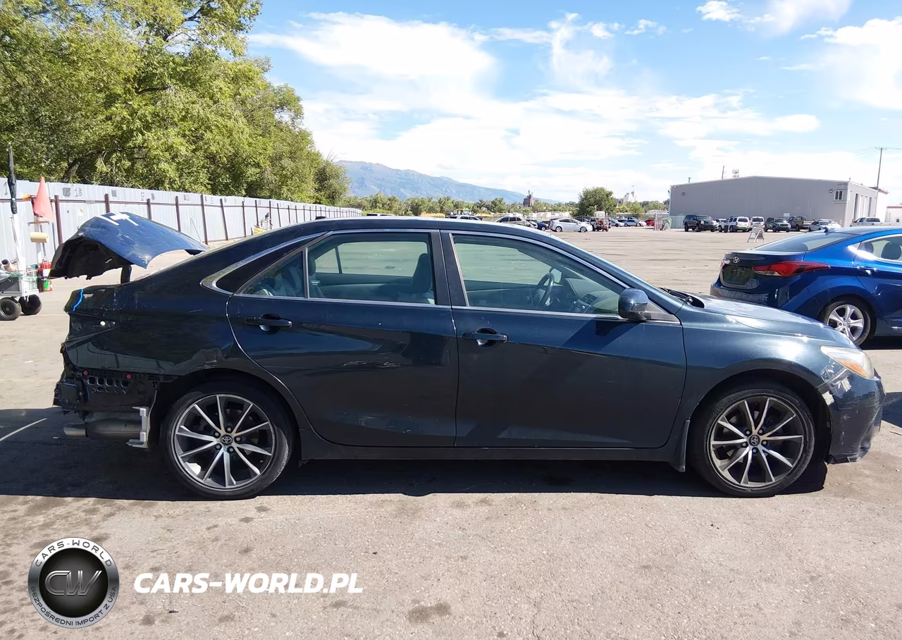 2016 Toyota Camry Xse VIN:4T1BF1FK0GU607925 - 14
