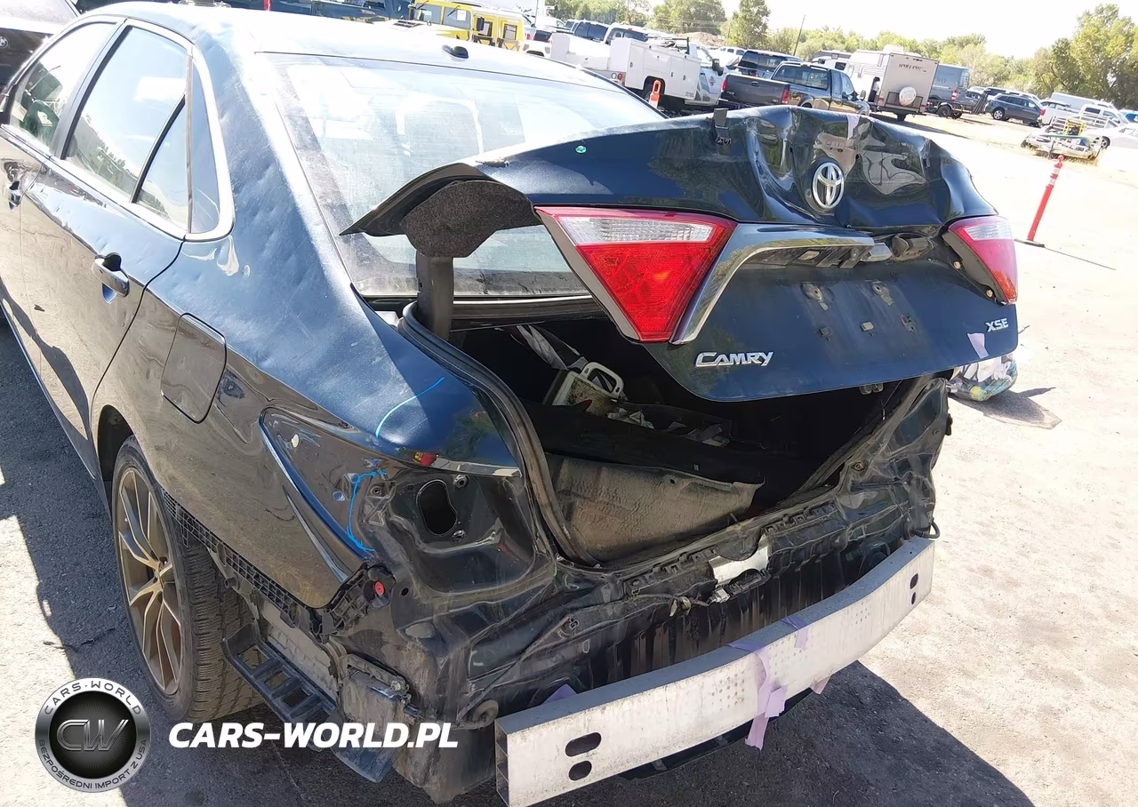 2016 Toyota Camry Xse VIN:4T1BF1FK0GU607925 - 6