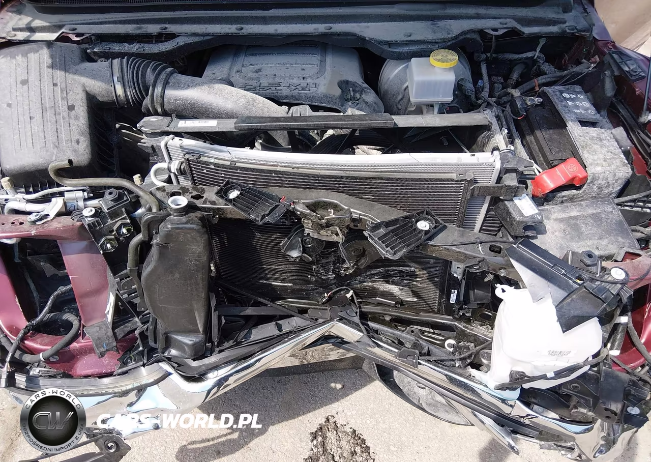 2019 Ram 1500 Laramie 4X4 5'7 Box VIN:1C6SRFJTXKN634651 - 10