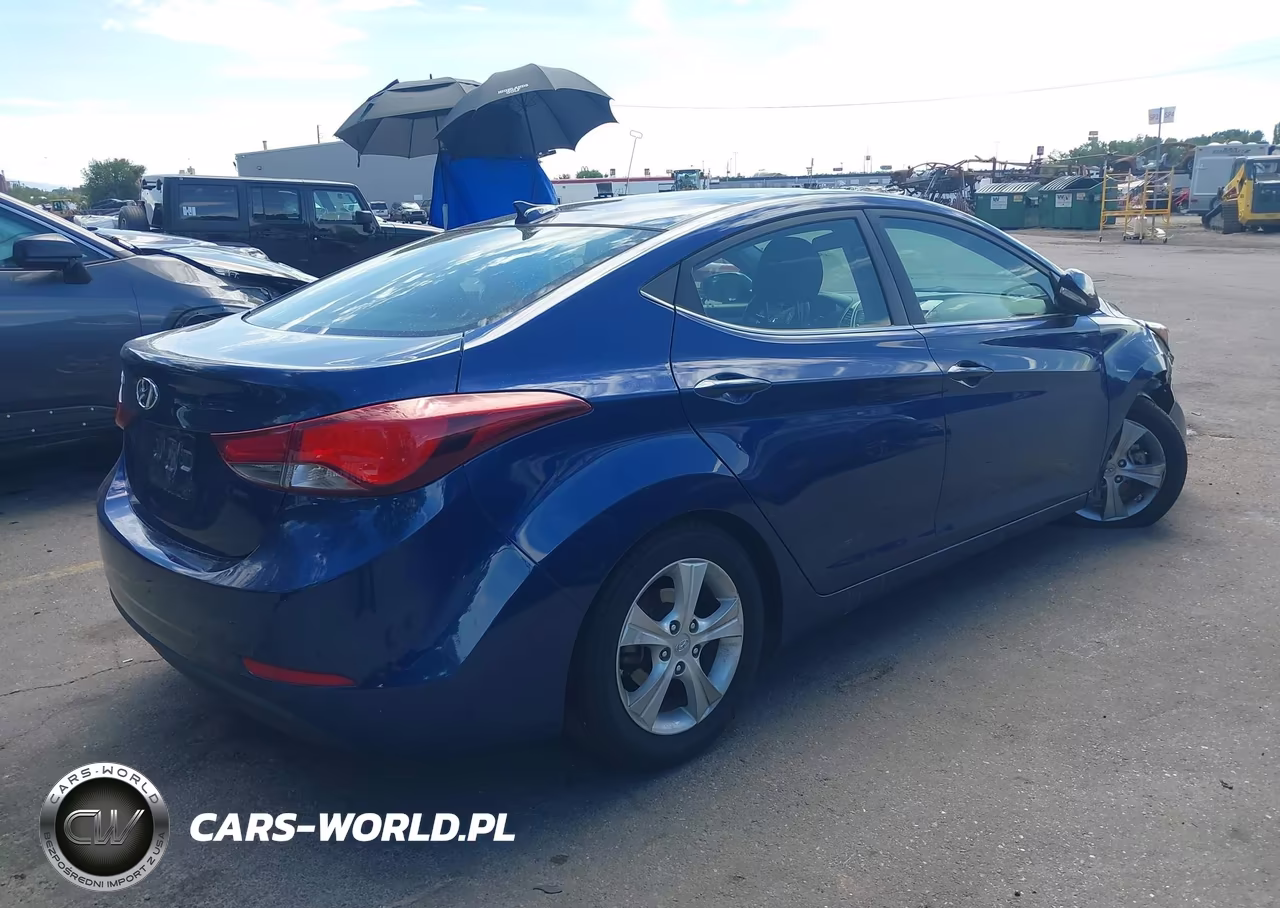 2016 Hyundai Elantra Value Edition VIN:5NPDH4AE4GH732740 - 4