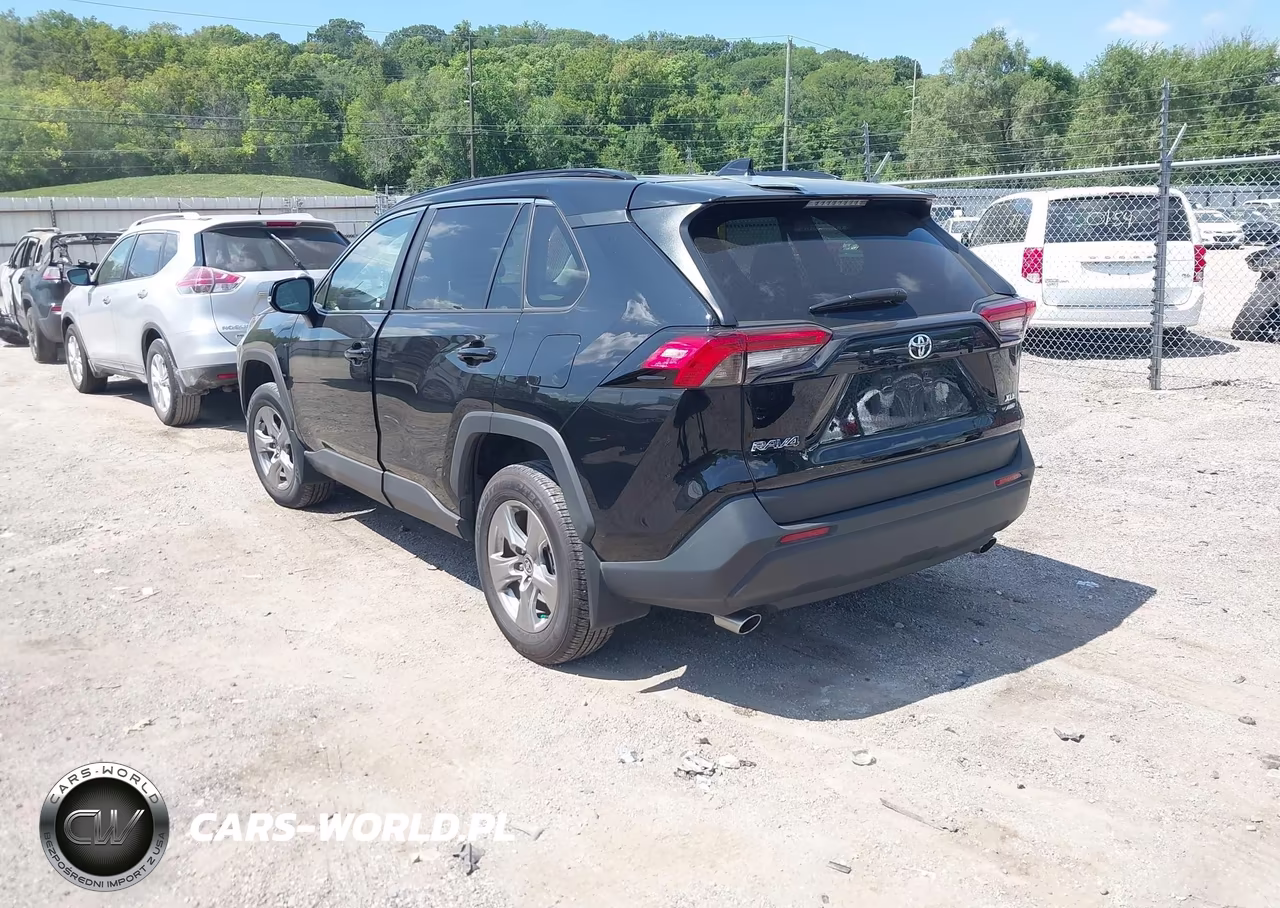 2025 Toyota Rav4 Xle VIN:2T3P1RFV0SC553041 - 3
