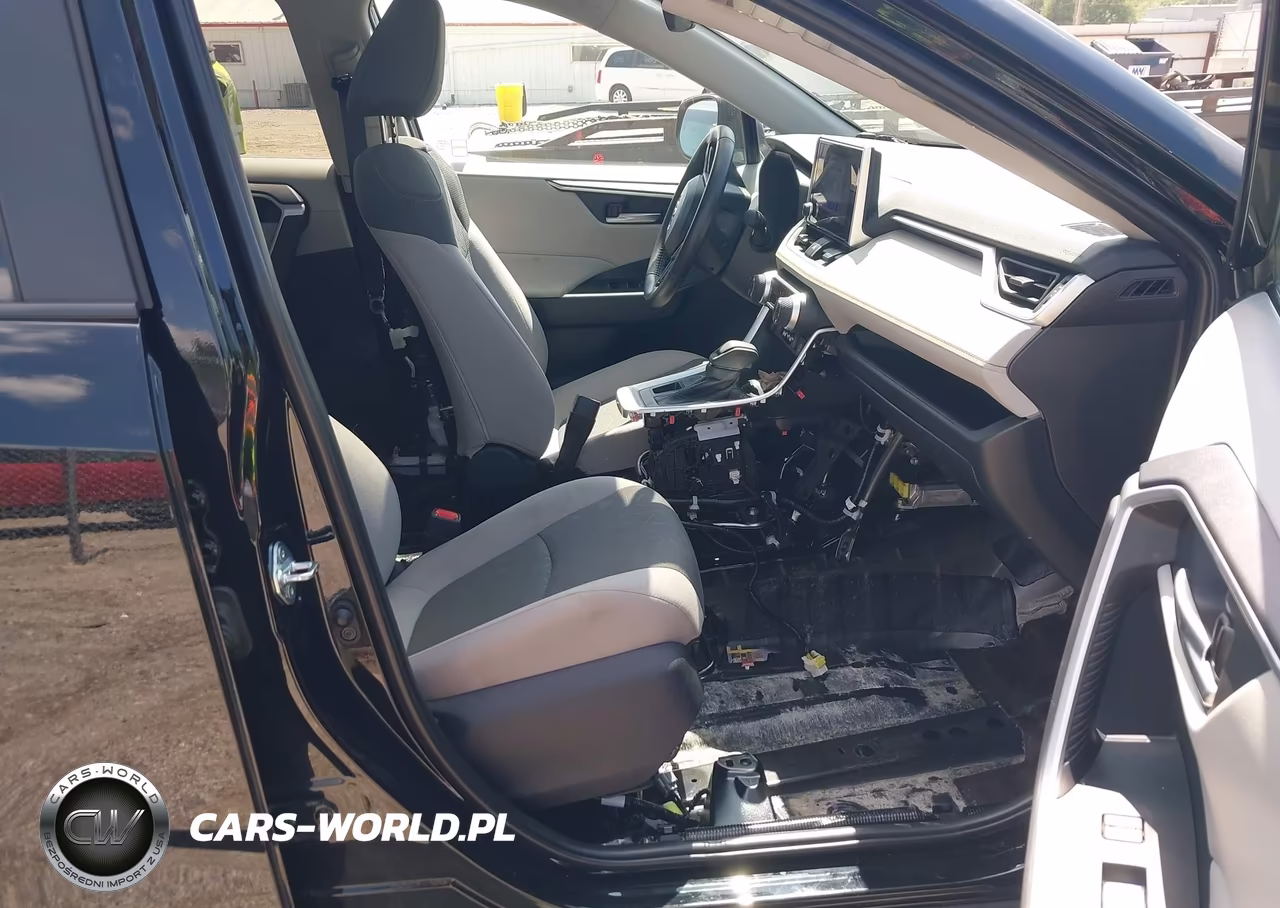 2025 Toyota Rav4 Xle VIN:2T3P1RFV0SC553041 - 5