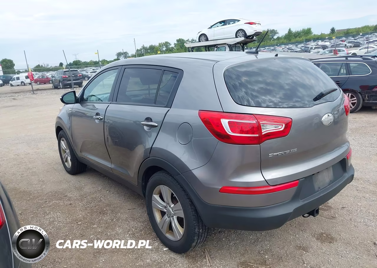 2013 Kia Sportage Lx VIN:KNDPBCA27D7405490 - 3