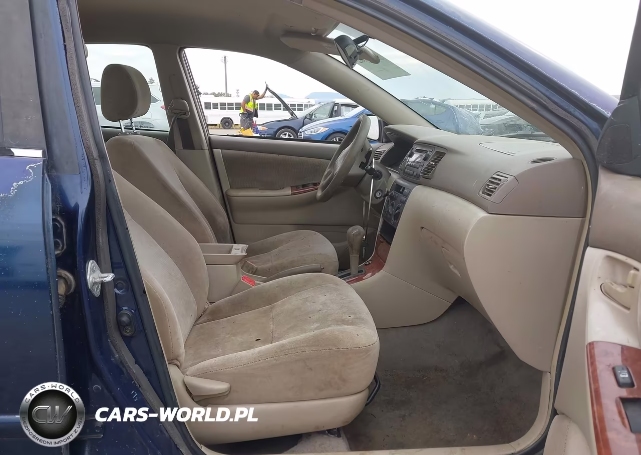 2005 Toyota Corolla Le VIN:1NXBR32E55Z510705 - 5