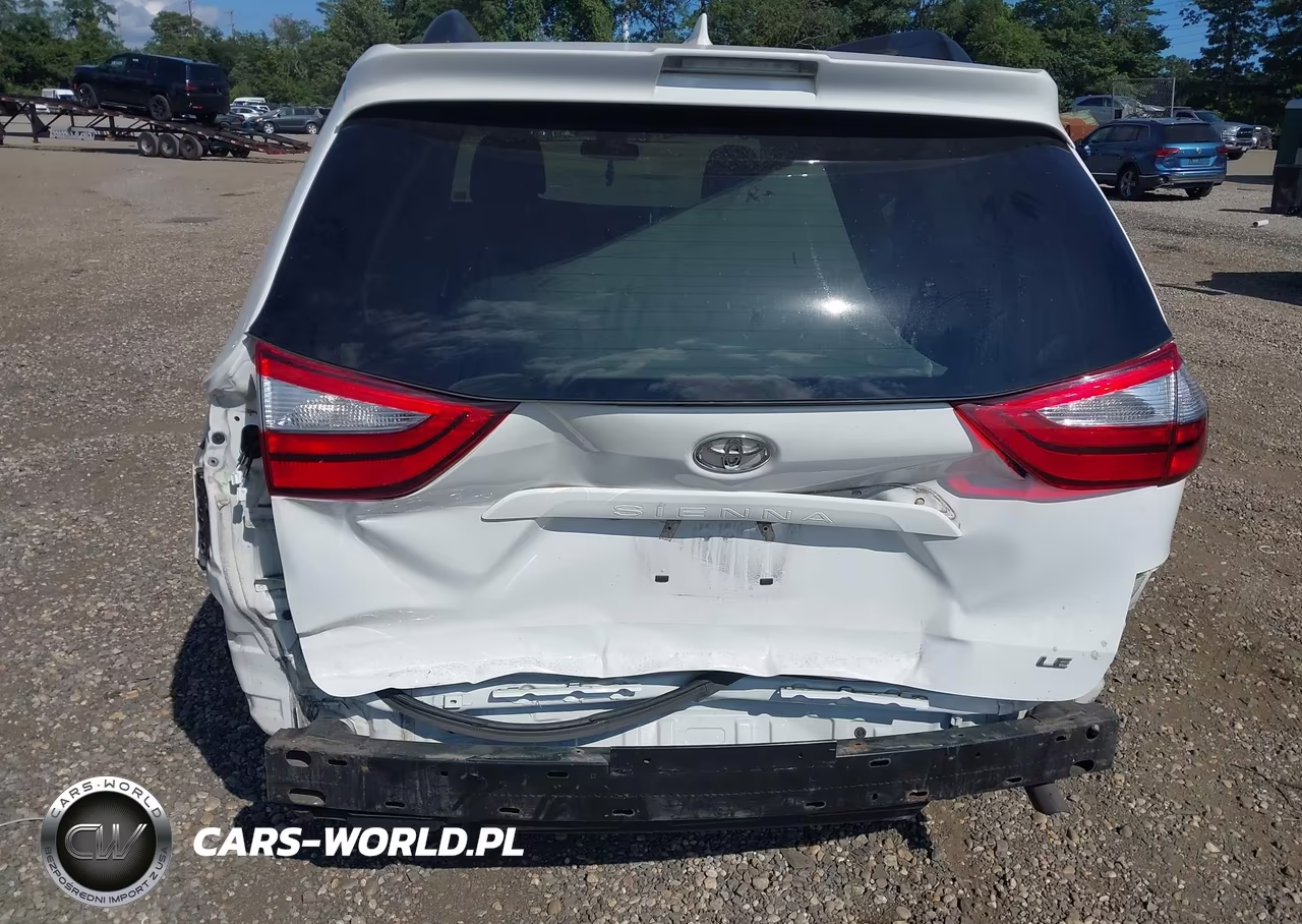 2019 Toyota Sienna Le 8 Passenger VIN:5TDKZ3DC2KS994350 - 6