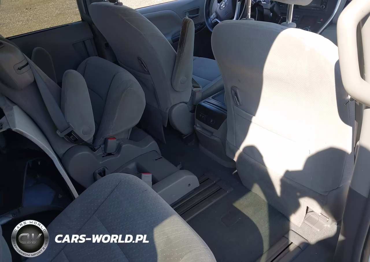 2019 Toyota Sienna Le 8 Passenger VIN:5TDKZ3DC2KS994350 - 8